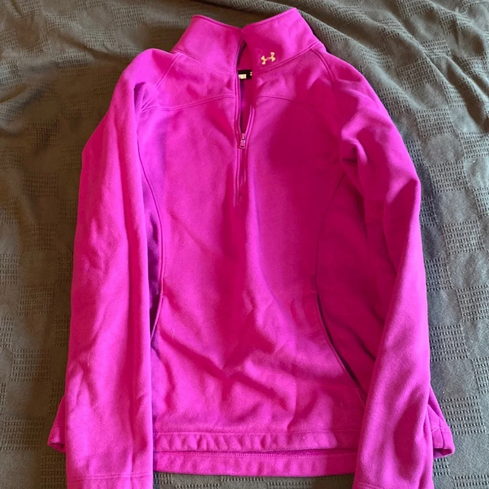 Medium pink under armor pull over - Picture 1 of 1